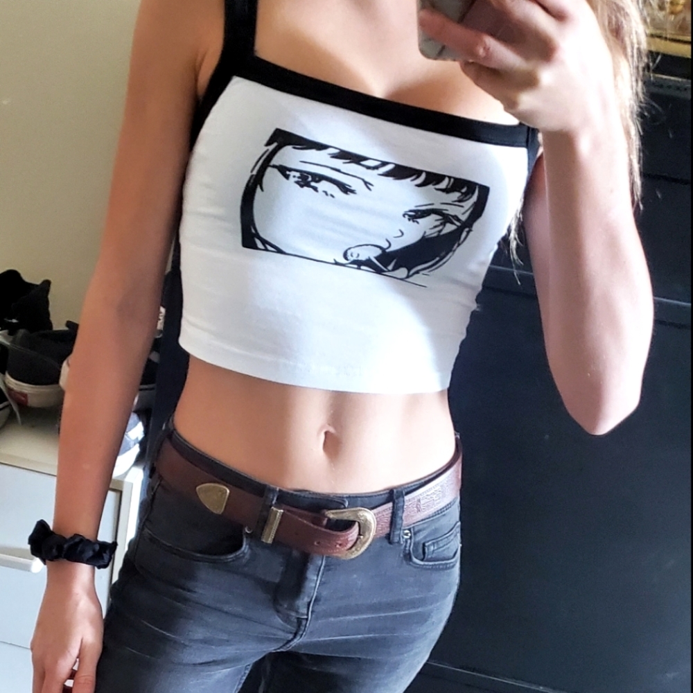 Australian thrifted cropped tee